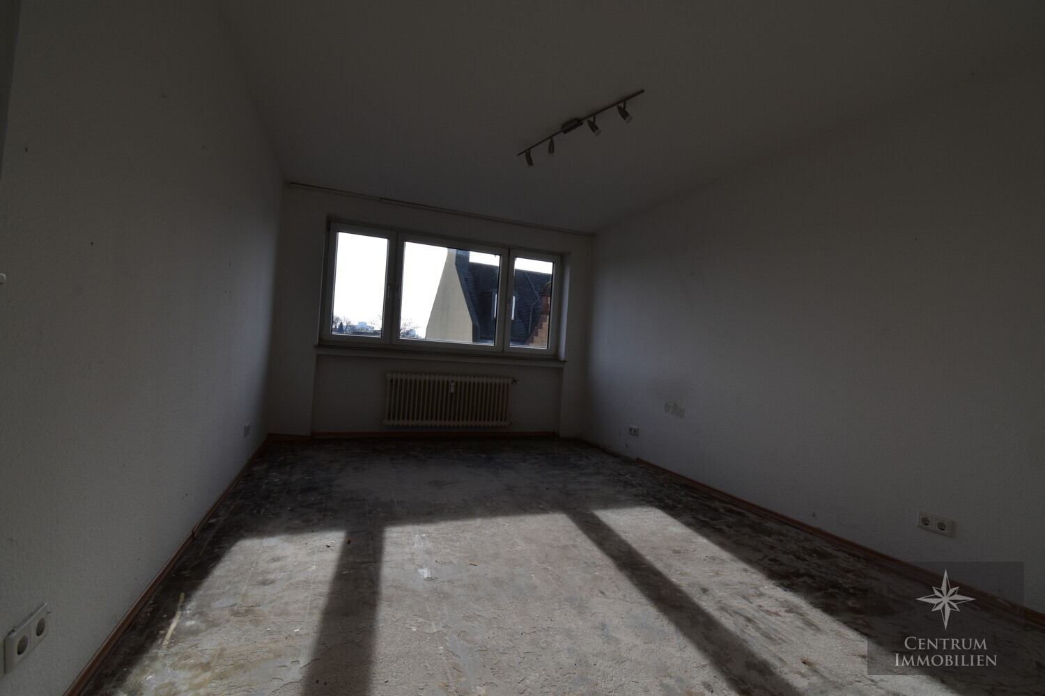 Schlafzimmer - Leerstehende 3-Zimmer-Wohnung mit guter Aufteilung in Frankfurt-Fechenheim