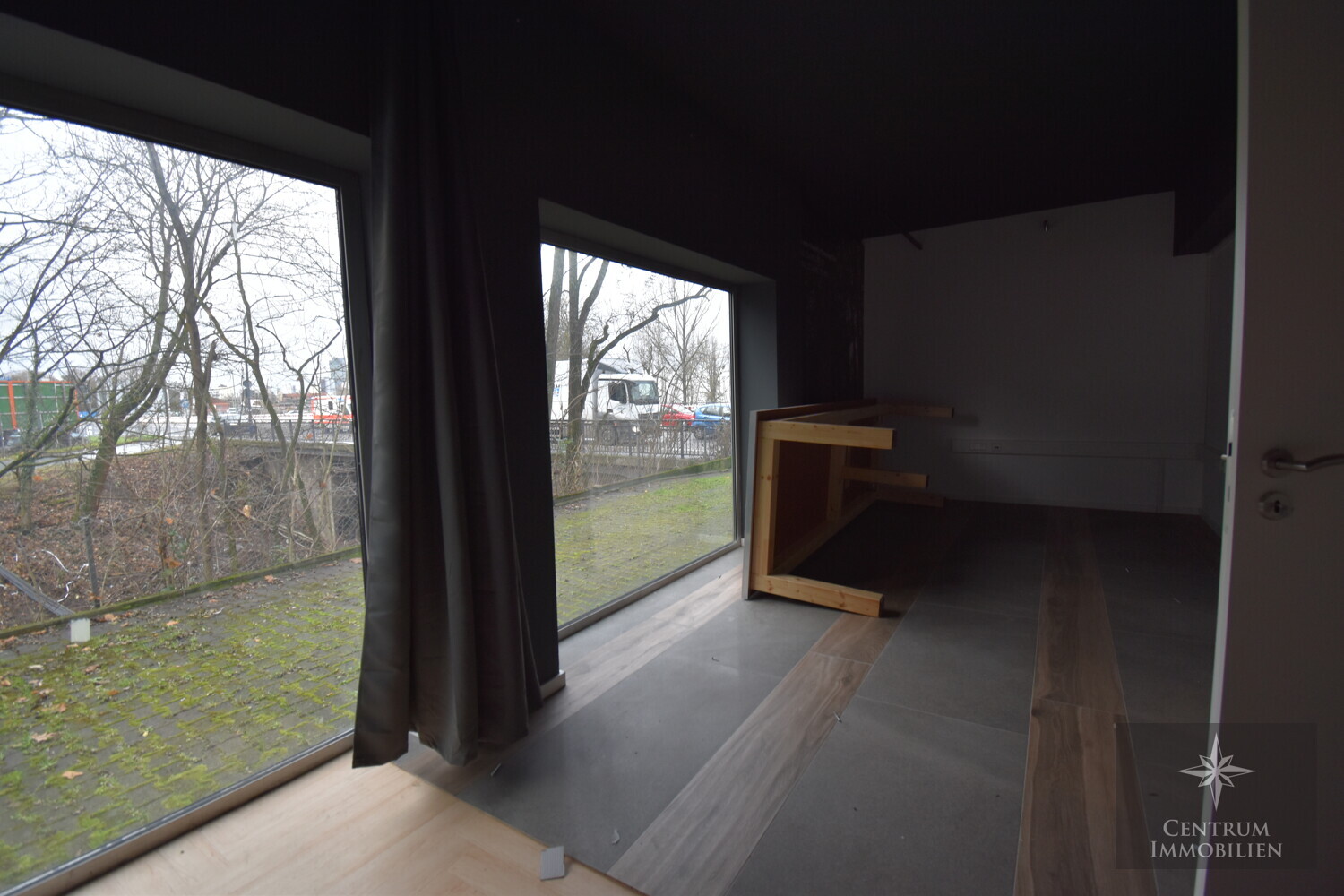 Büro 1 - Ladenfläche Offenbach – 280 m² gegenüber Innovationscampus, ideal für Gastronomie