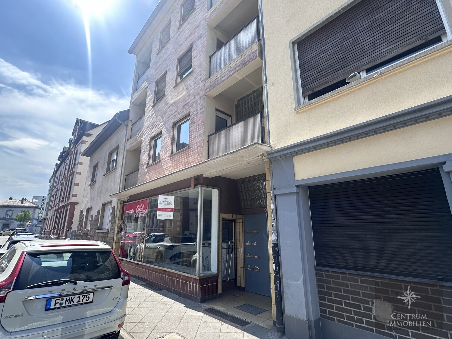 Modern renovierter Laden, 32 m², bezugsfertig, ideal für Kosmetik, Einzelhandel oder Büro